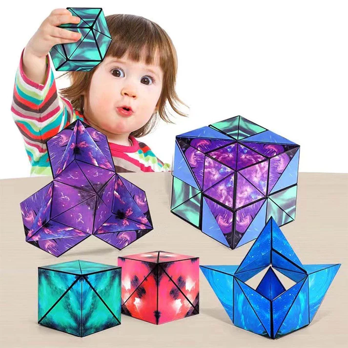 3D MAGIC SHAPESHIFTING CUBE :  CREATE  70+ DIFFERENT DESIGNS